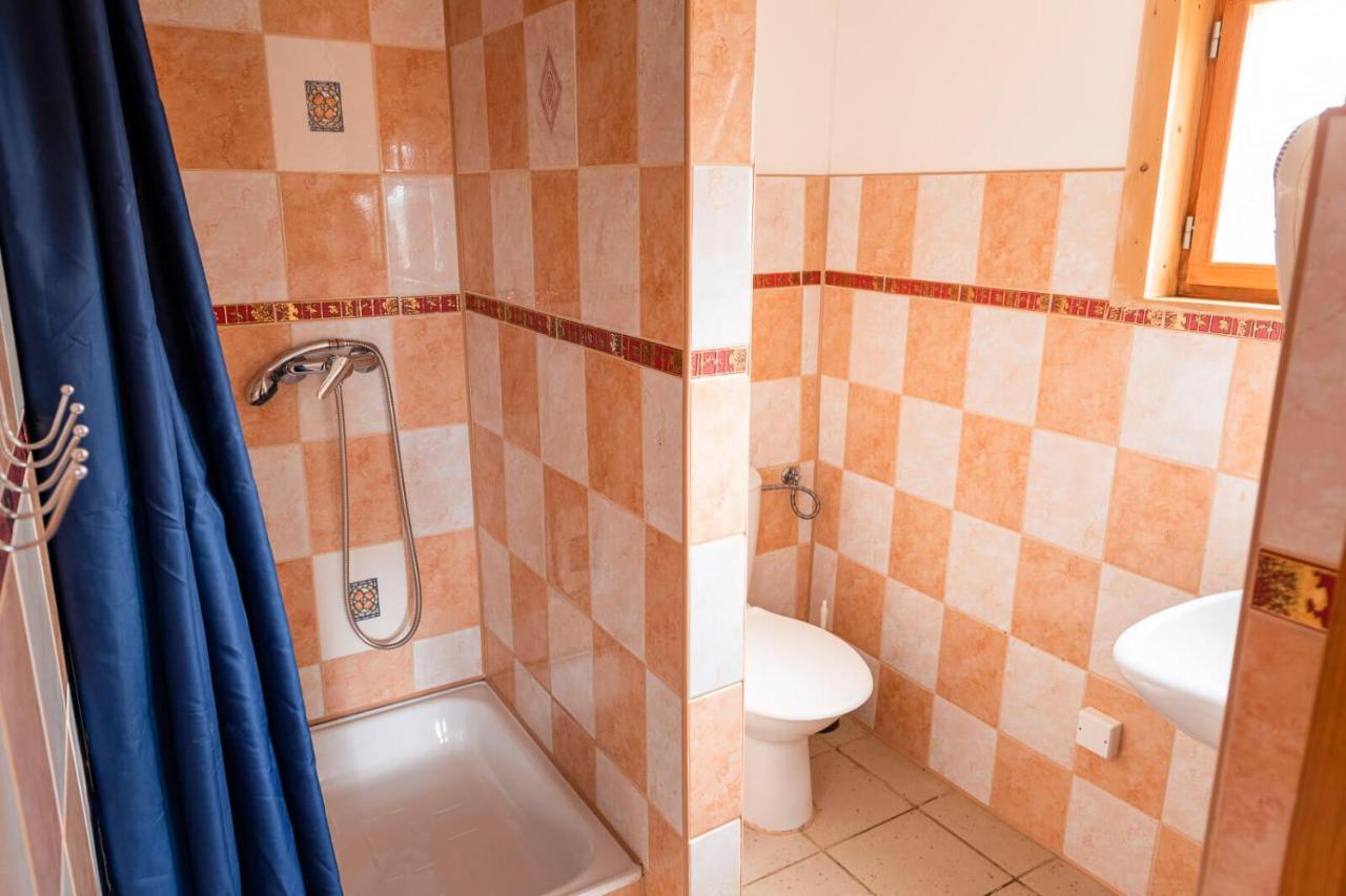 CEJCH - rekreační areál s restaurací Hotel Kněžmost Esterno foto