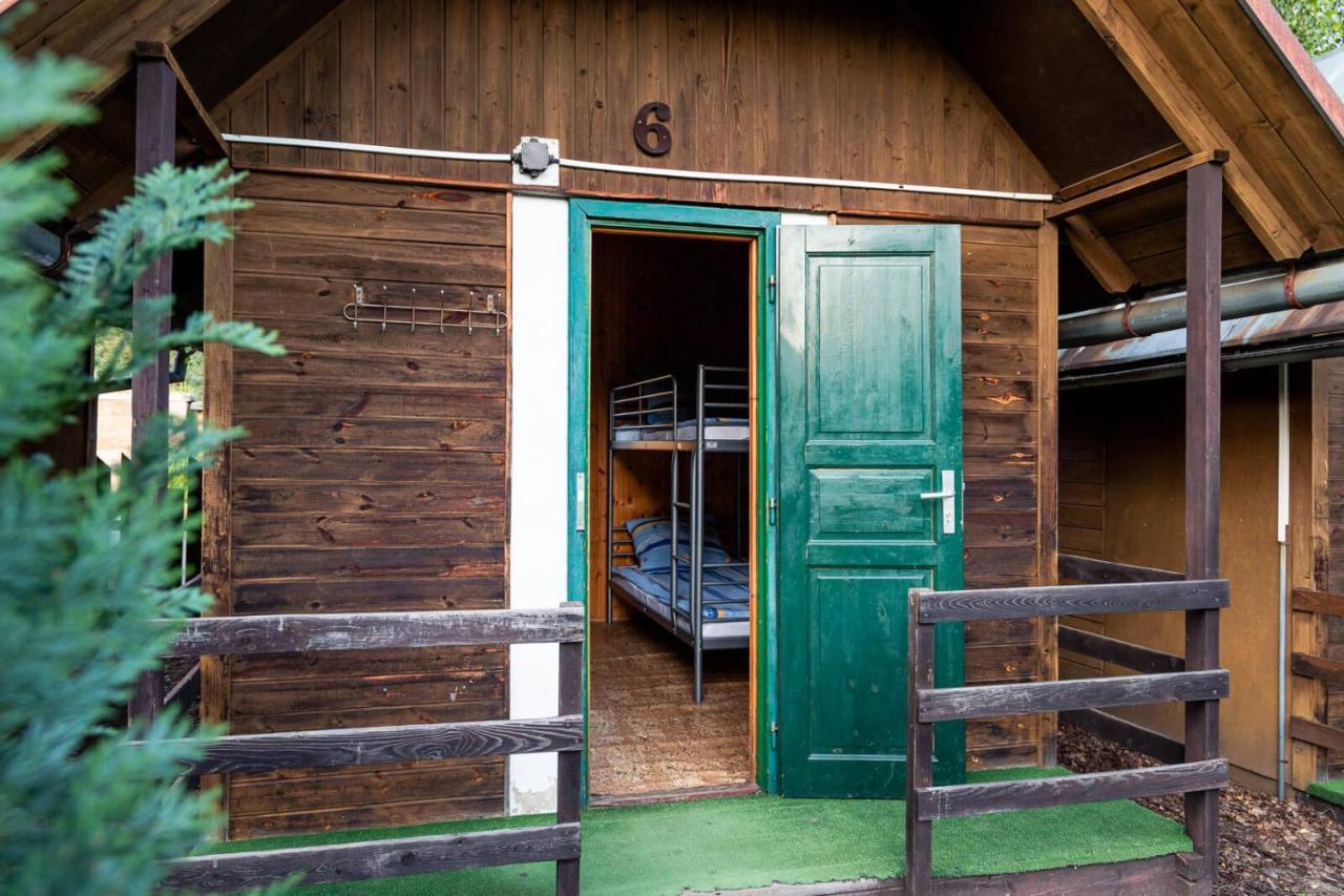 CEJCH - rekreační areál s restaurací Hotel Kněžmost Esterno foto