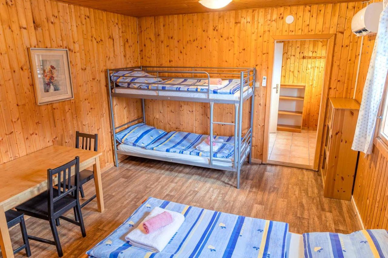 CEJCH - rekreační areál s restaurací Hotel Kněžmost Esterno foto